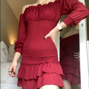 Red stretchy ruffled dress/size small